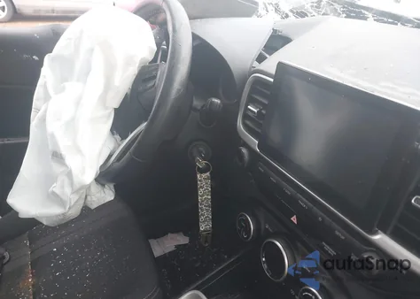 2022 Hyundai Venue Sel из США, поврежденный, VIN KMHRC8A32NU184892